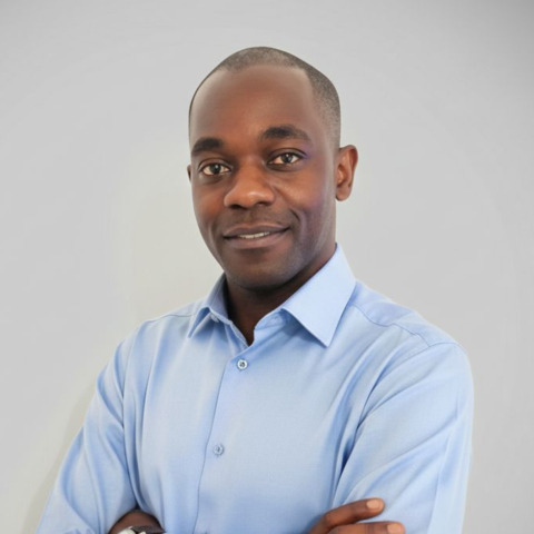 Portrait d'Eric Ebele Onana, fondateur de Cadixia & Co
